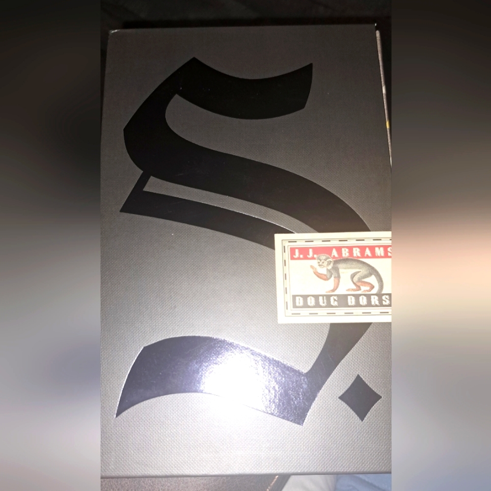 Ship Of Theseus V.M. Strata Doug Dorst J.J. Abrams Book Reader W/ Cover All Card